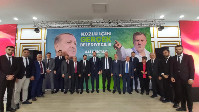 BEKTAŞ EKİP ARKADAŞLARINI VE PROJELERİNİ TANITTI