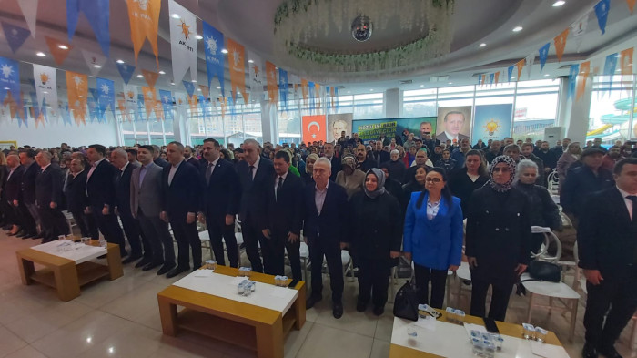 BEKTAŞ EKİP ARKADAŞLARINI VE PROJELERİNİ TANITTI