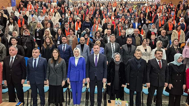 AK PARTİ İL KADIN KOLLARI, OLAĞAN GENEL KURULU YAPILDI