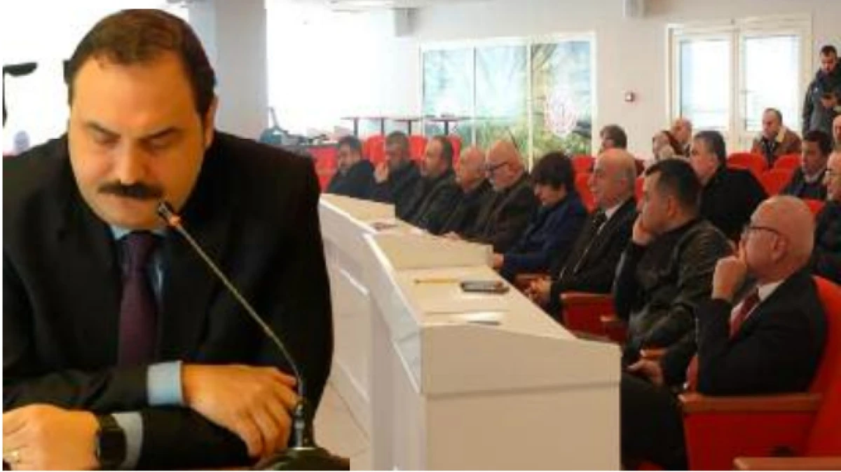 ALTUĞ D&Ouml;KMECİ MART AYI MECLİS TOPLANTISINI ŞAHSİ ŞOVA D&Ouml;N&Uuml;ŞT&Uuml;RD&Uuml; 