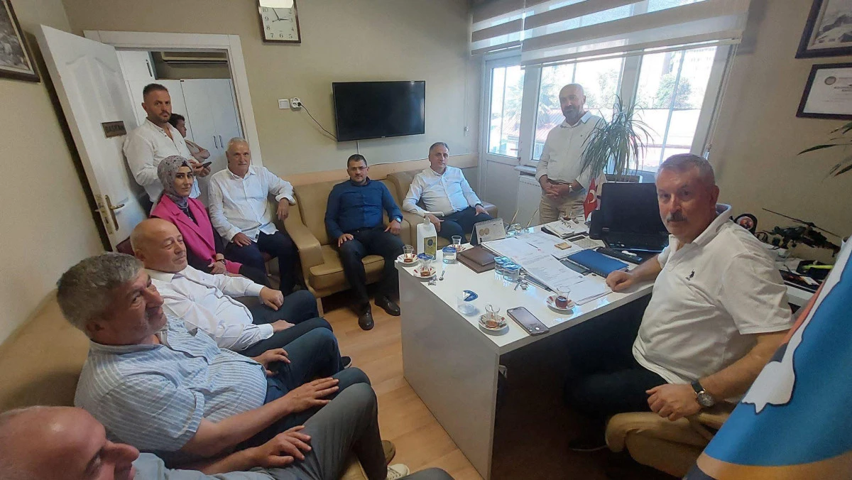 BOZKURT ESNAF KEFALET VE KREDİ KOOPERATİFİNİ ZİYARET ETTİ