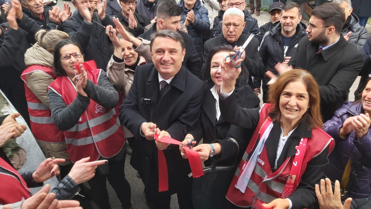 CHP BAHÇELİEVLERDE 2. SEÇİM BÜROSUNU AÇTI