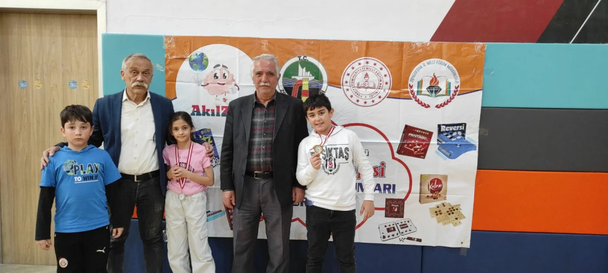 KOCATEPE İLKOKULU ÖĞRENCİLERİNİN AKIL OYUNLARI BAŞARISI