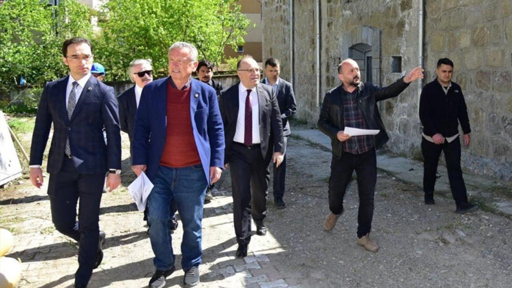 VALİ TUTULMAZ ÇAYCUMA'DA İNCELEMELERDE BULUNDU