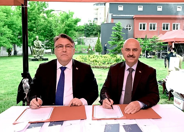 ZBEÜ VE DÜ REKTÖRLERİ PROTOKOL İMZALADI