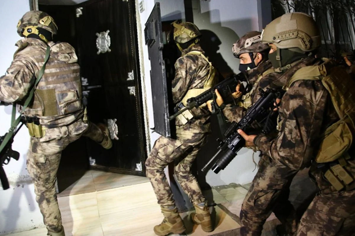 ZONGULDAK'TA DEAŞ OPERASYONU: 8 G&Ouml;ZALTI